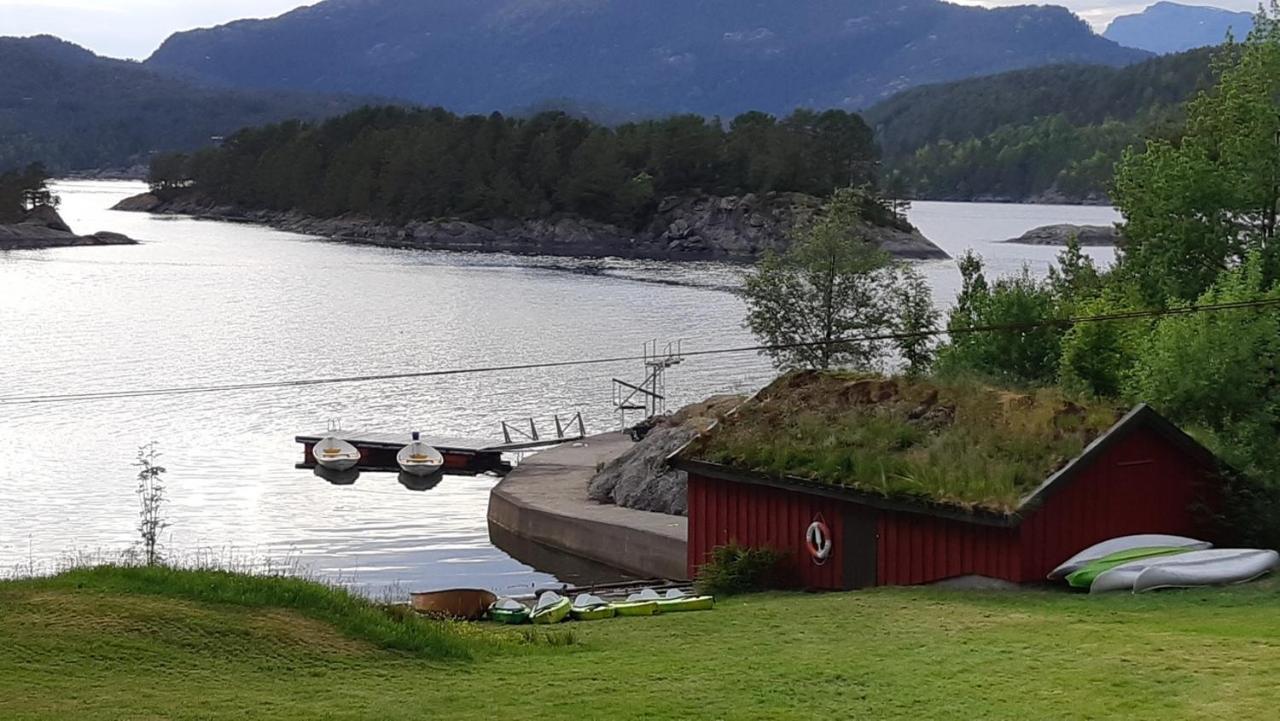 Teigen Leirstad, Feriehus Og Hytter Eikefjord エクステリア 写真